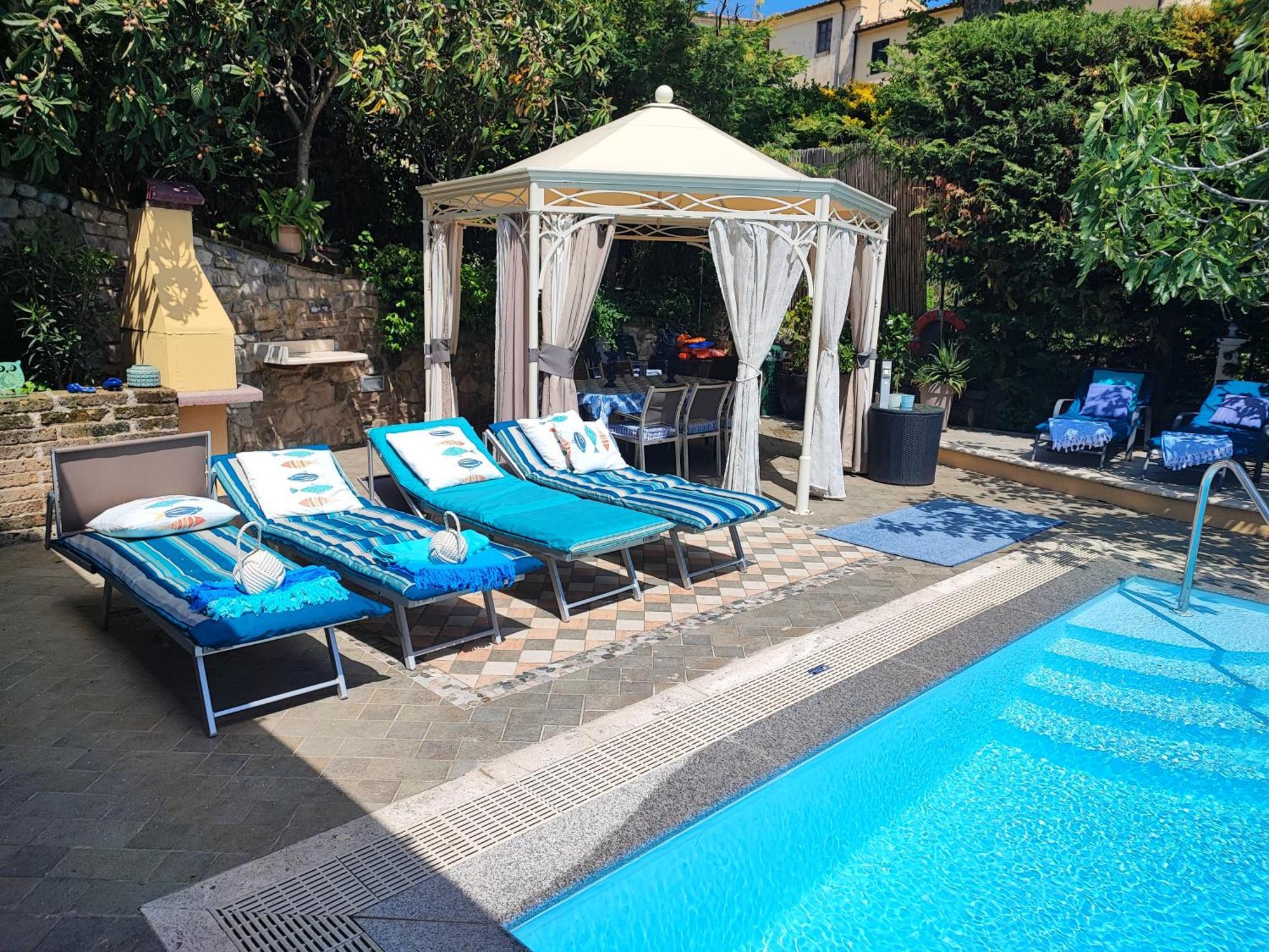 Villa Capo Corso Corsanico-Bargecchia Екстер'єр фото